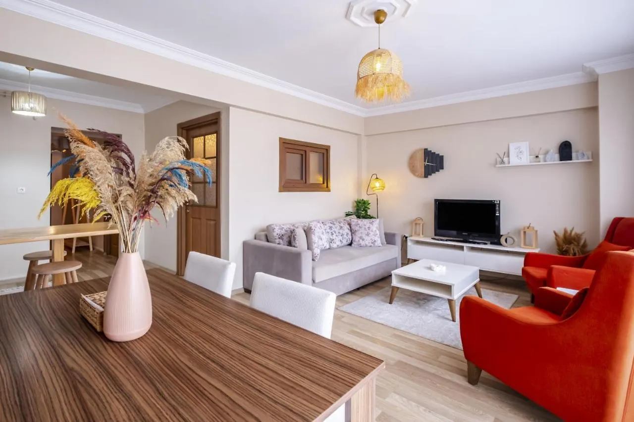 아파트 Colorful Modern Flat With City View 5-Min Walk To Istiklal Avenue In Beyoglu 이스탄불