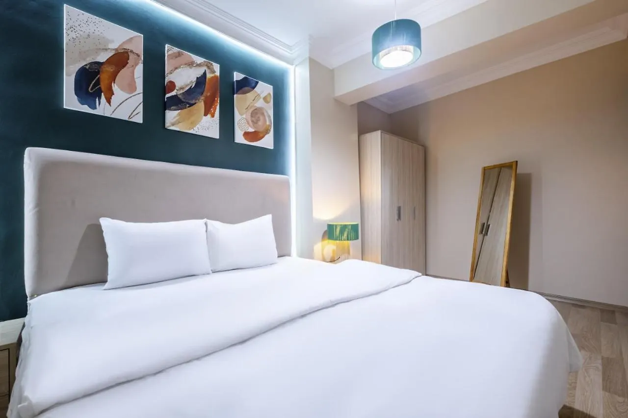 Apartment Colorful Modern Flat With City View 5-Min Walk To Istiklal Avenue In Beyoglu Istanbul