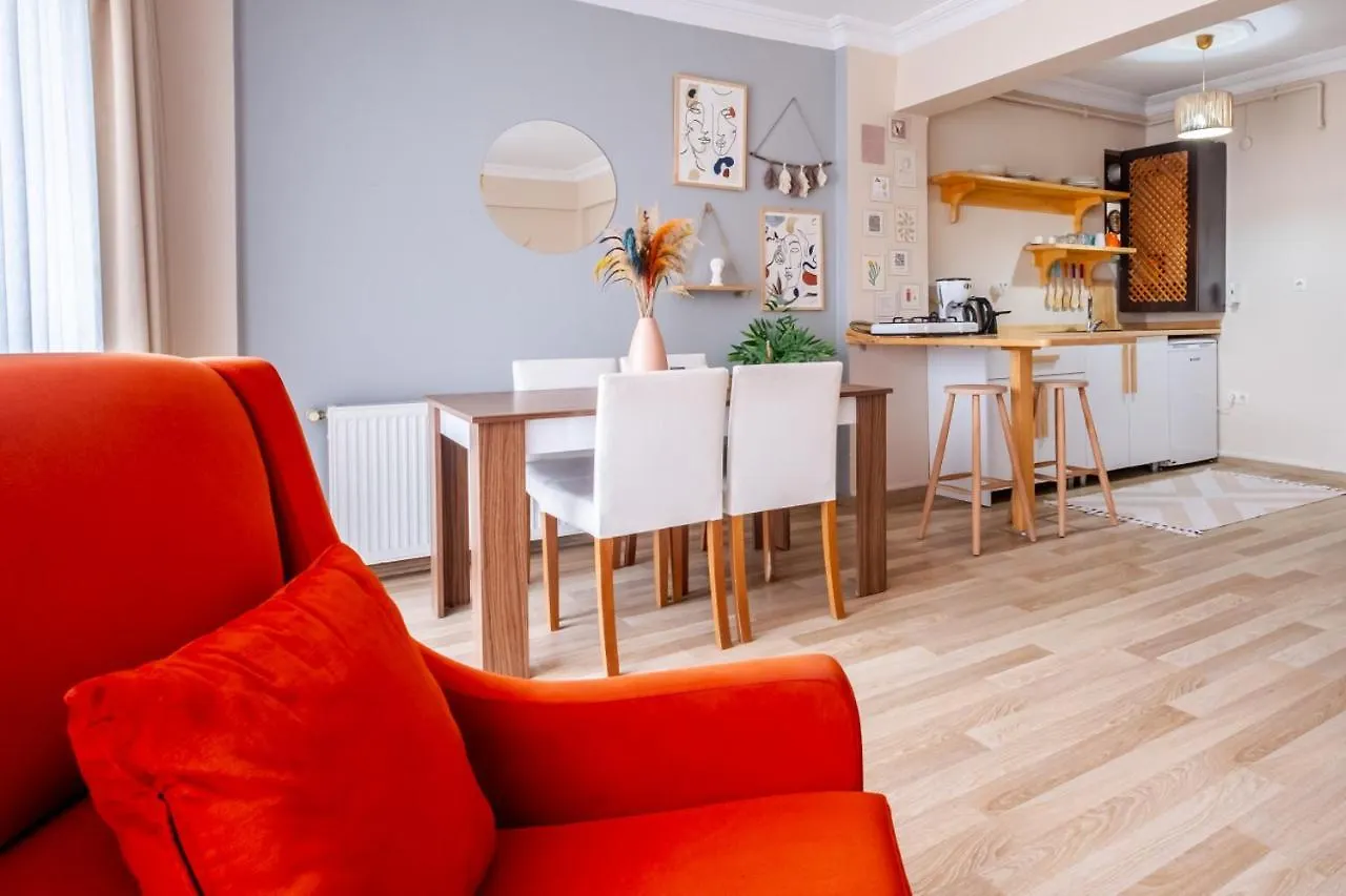 Colorful Modern Flat With City View 5-Min Walk To Istiklal Avenue In Beyoglu Istanbul Turkey